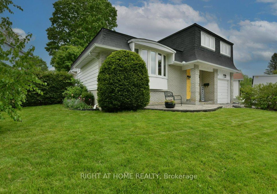13-northpark-drive-ottawa-ontario-x12164605