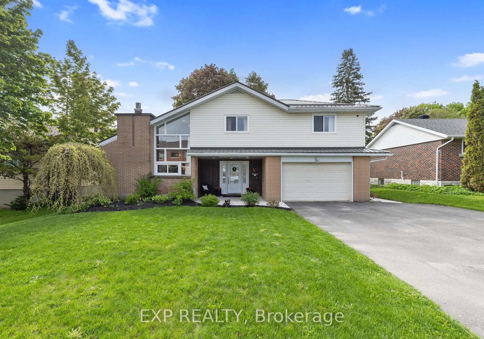 55-broadview-avenue-e-smiths-falls-ontario-x12164638