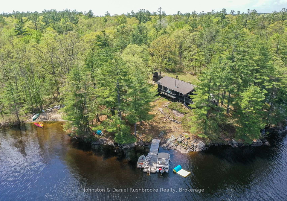 3-island-2ml-gravenhurst-ontario-x12164679