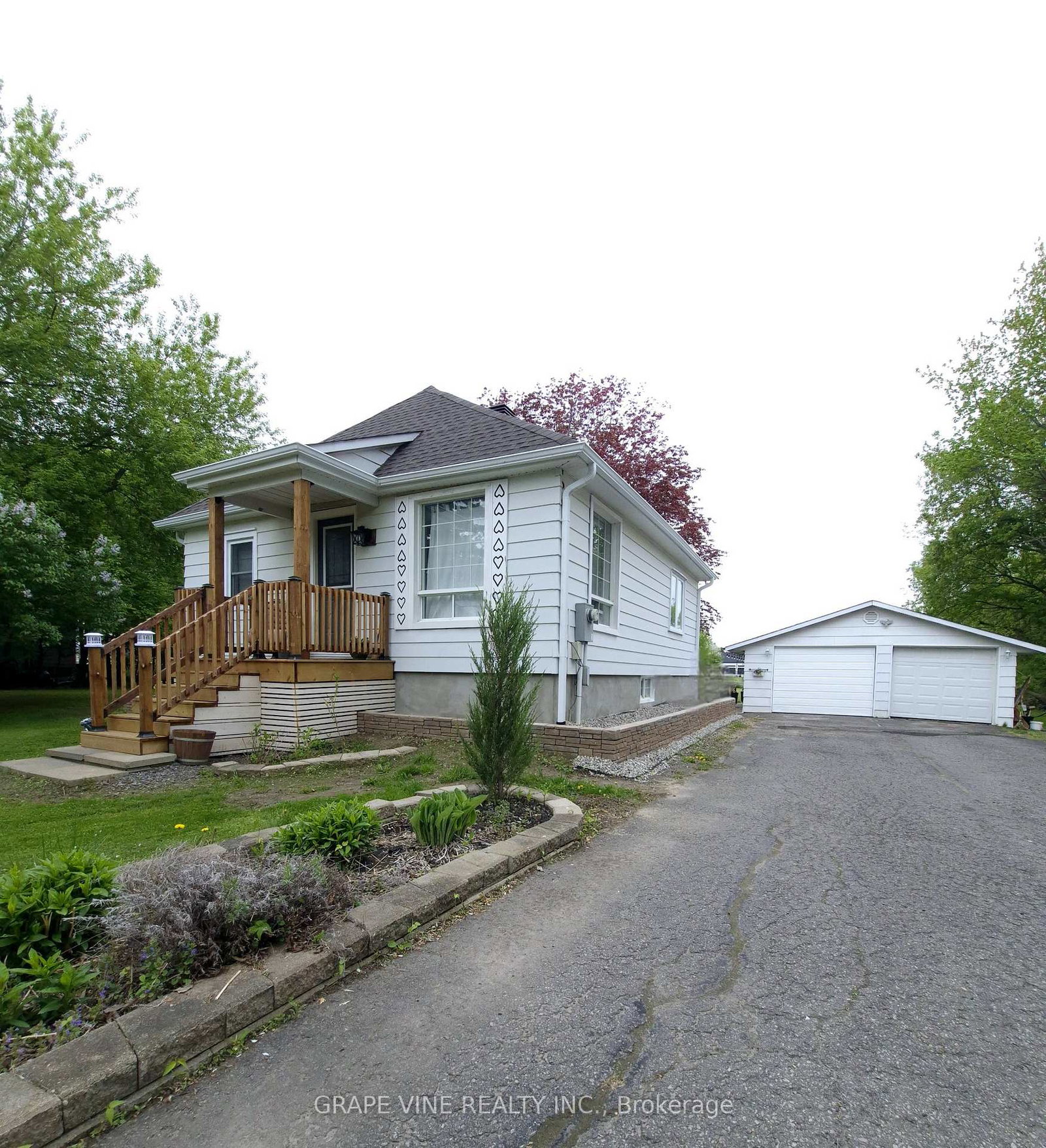 8942-mitch-owens-road-ottawa-ontario-x12164693