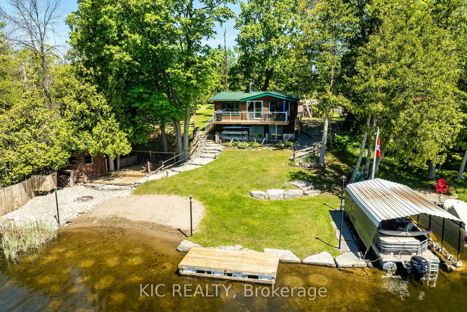 4-fire-route-61-route-trent-lakes-ontario-x12164761