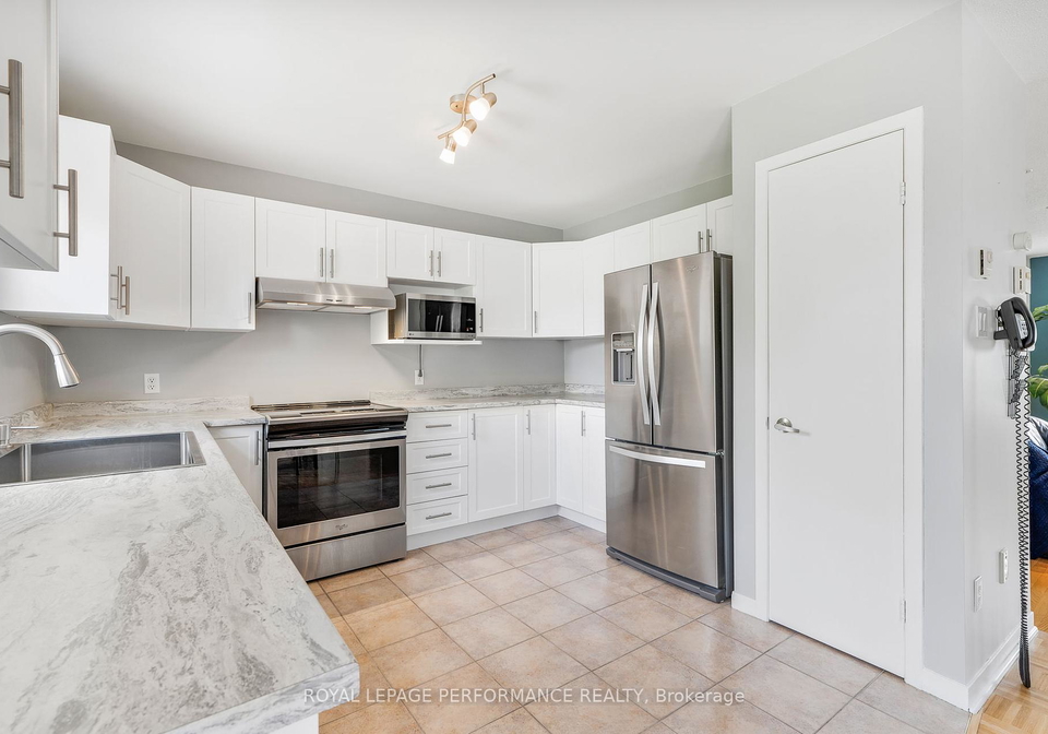 61-albert-street-russell-ontario-x12164807