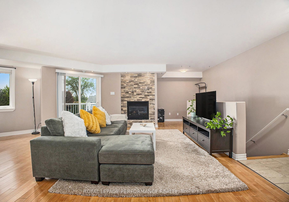 1230-marenger-street-ottawa-ontario-x12164925