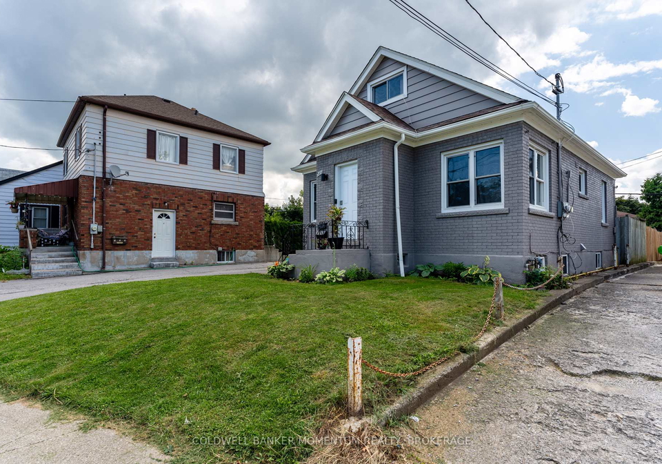 366-carlton-street-st-catharines-ontario-x12164987