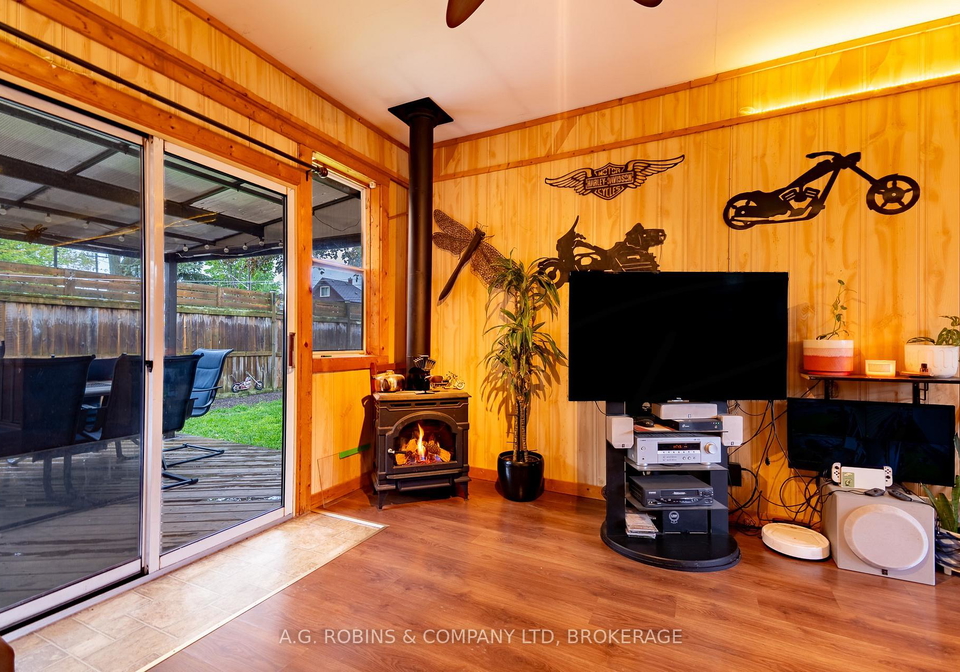 4-minto-street-port-colborne-ontario-x12165178