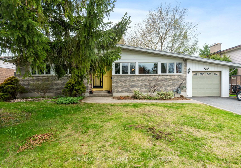 1071-lincoln-drive-kingston-ontario-x12165341