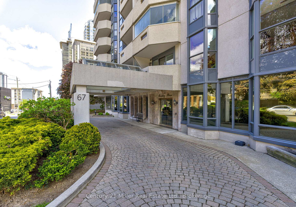 67-caroline-street-s-hamilton-ontario-x12165362