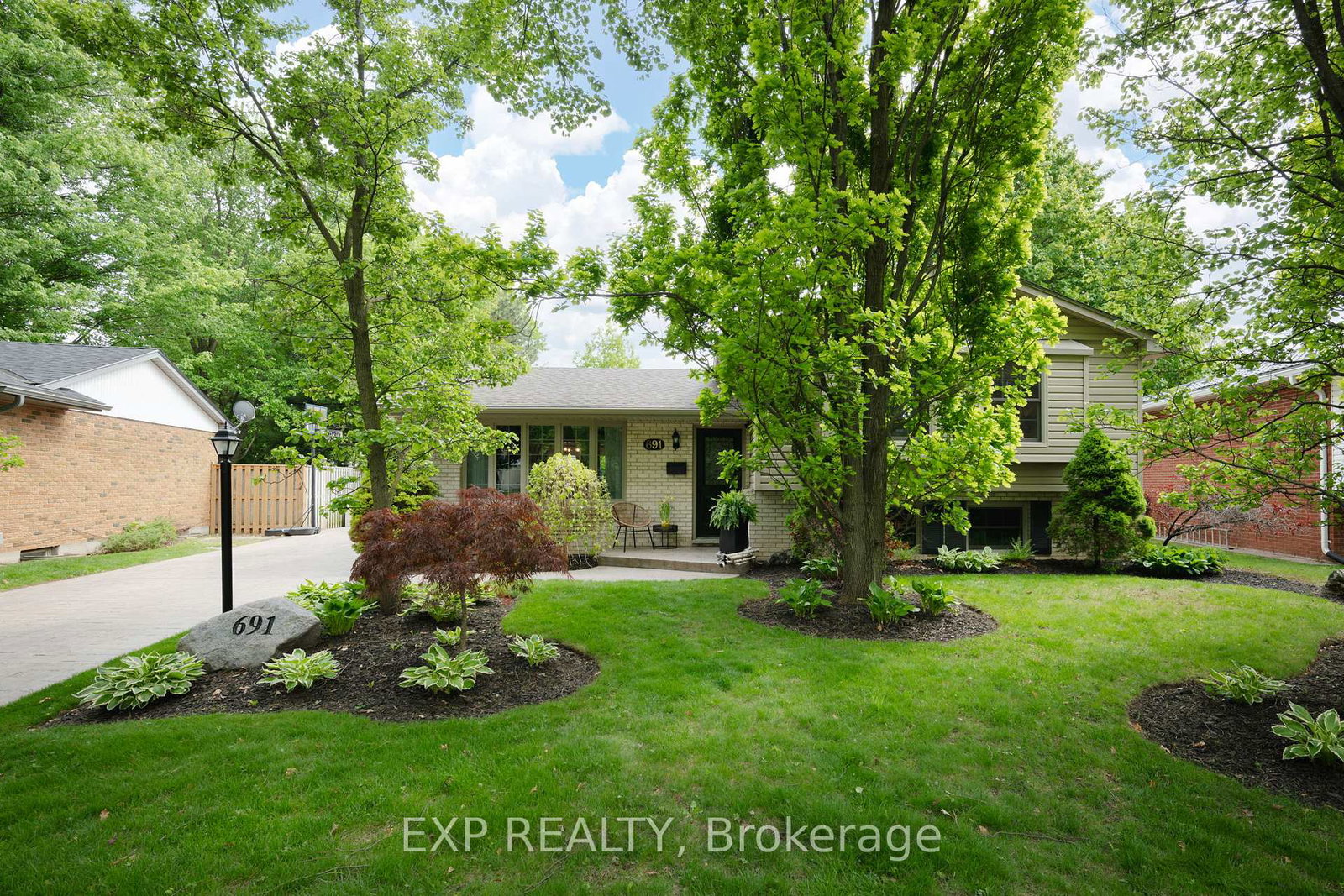 691-algoma-avenue-london-north-ontario-x12165371