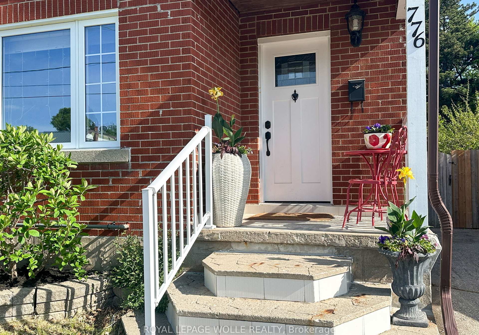 776-elizabeth-street-kitchener-ontario-x12165387