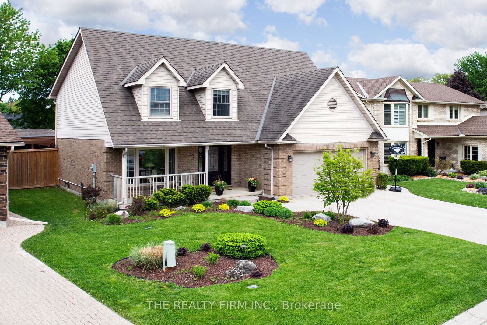 43-september-crescent-london-south-ontario-x12165414