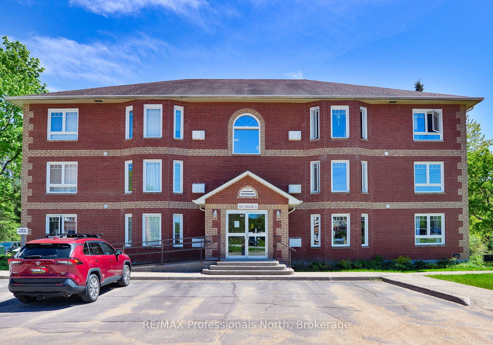 661-cedar-lane-bracebridge-ontario-x12165431