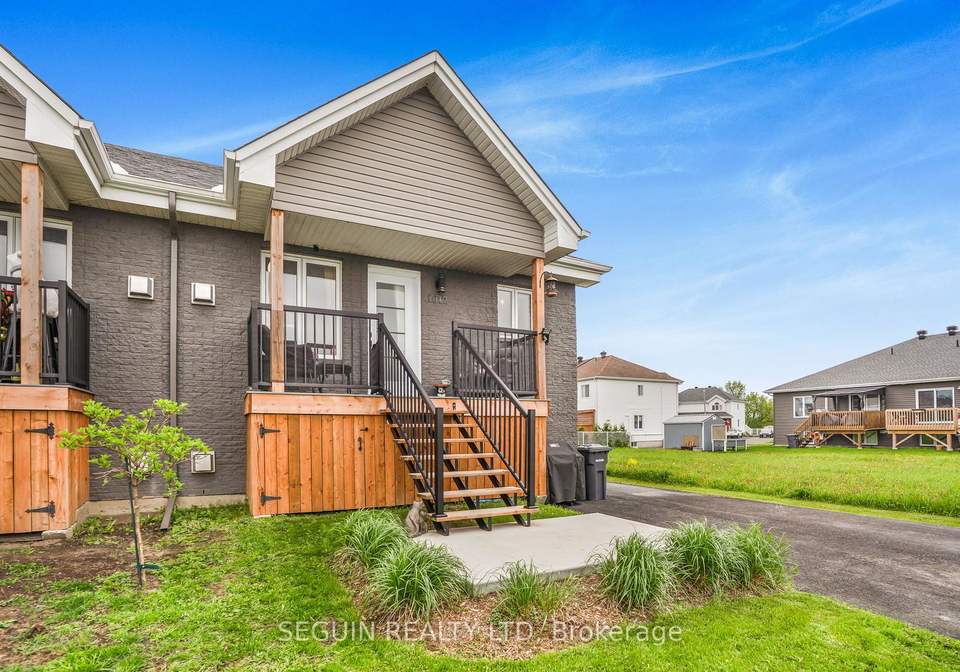 1012-jacynthe-street-hawkesbury-ontario-x12165541