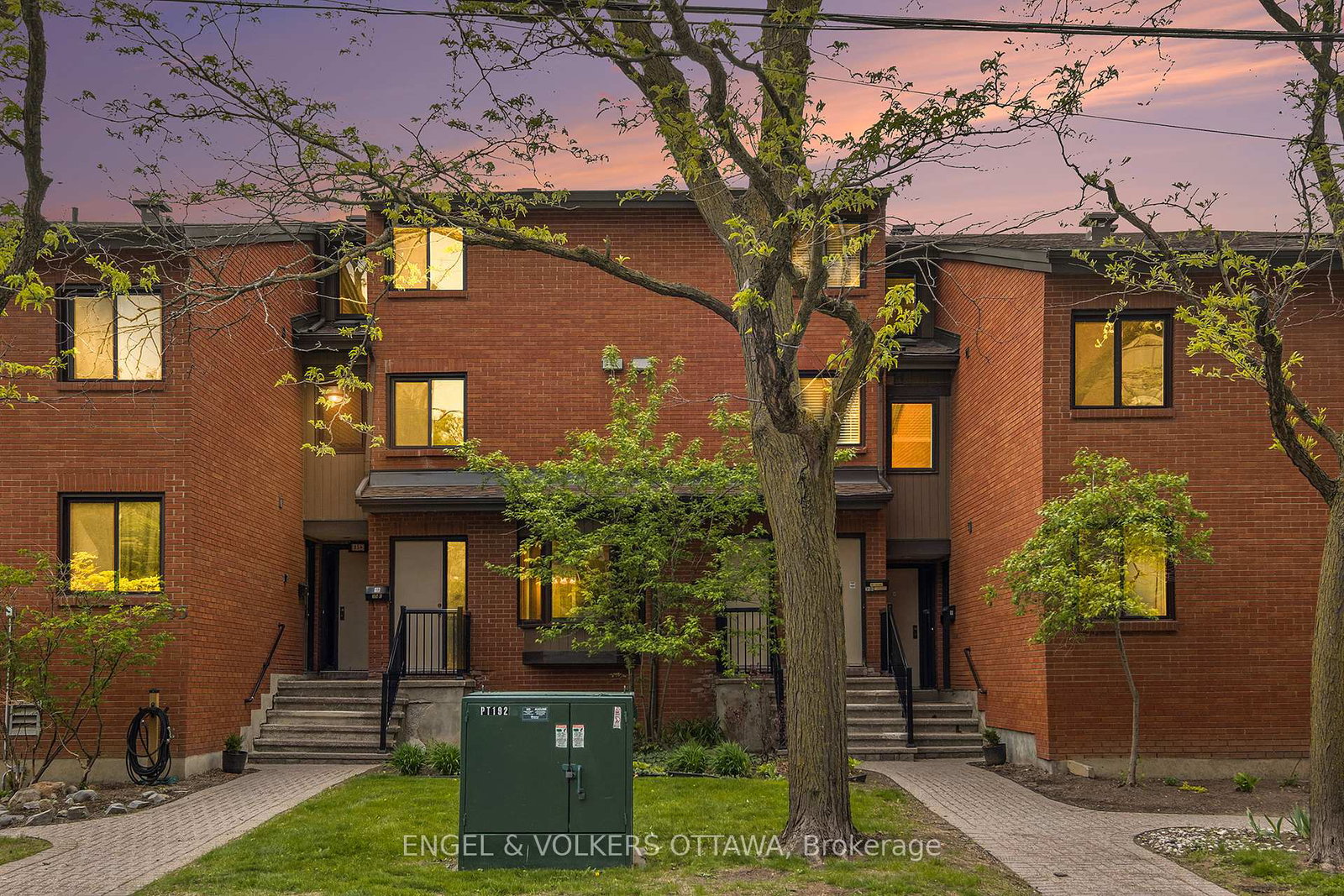 35-robinson-avenue-ottawa-ontario-x12165552