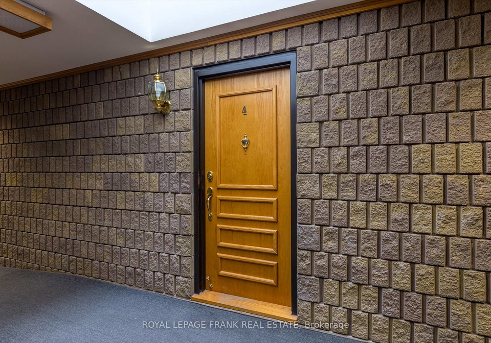695-whitaker-street-peterborough-east-ontario-x12165691