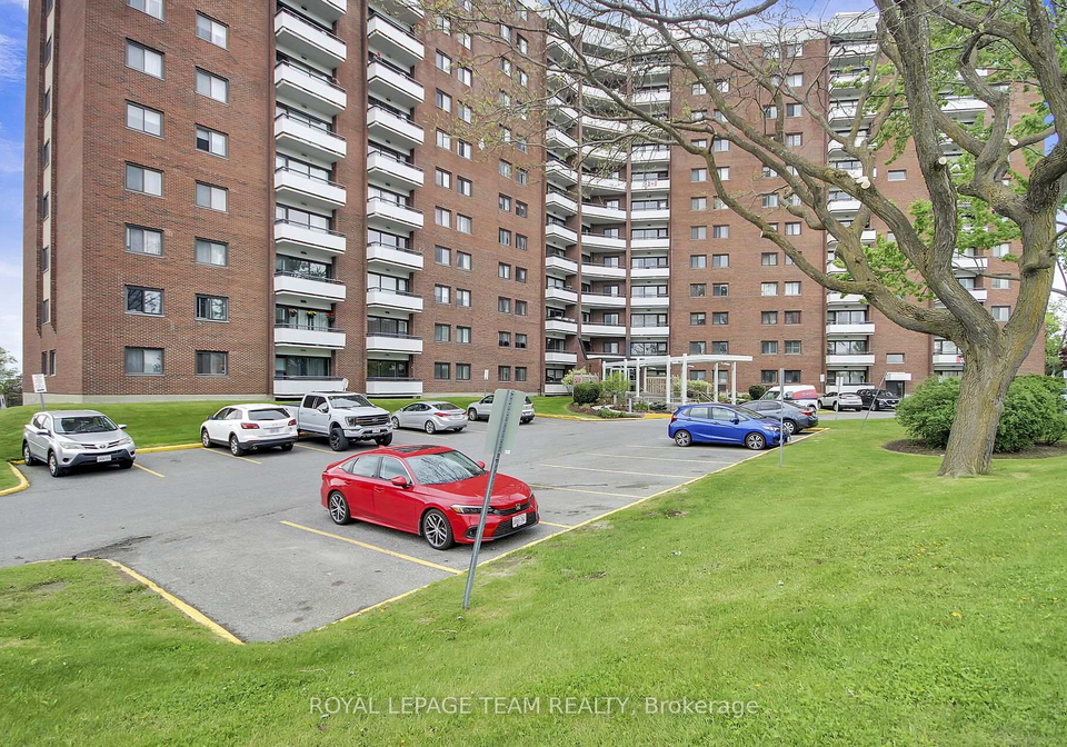 20-chesterton-drive-ottawa-ontario-x12165719