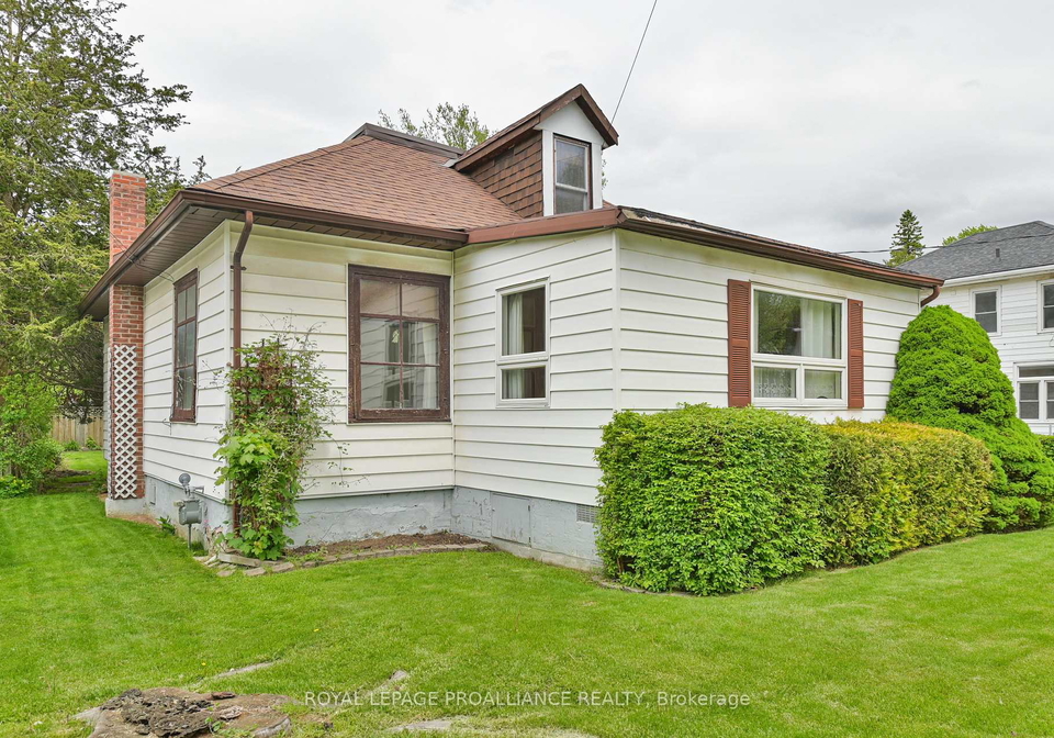26-charlotte-street-belleville-ontario-x12165728