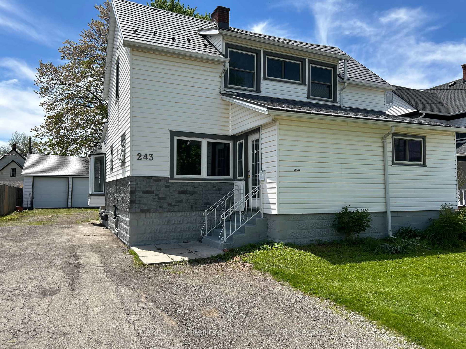 243-phipps-street-fort-erie-ontario-x12165894