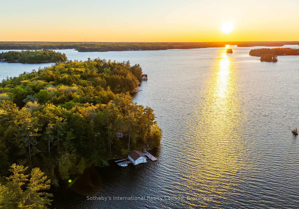 1-shaw-island-muskoka-lakes-ontario-x12166006