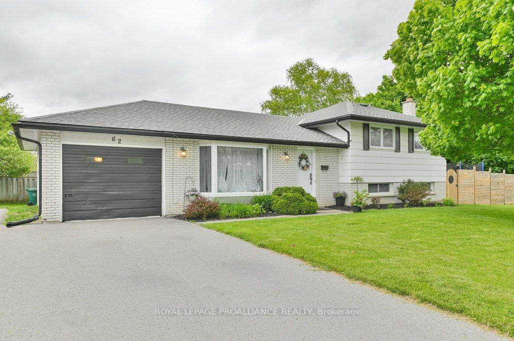 62-village-drive-belleville-ontario-x12166074