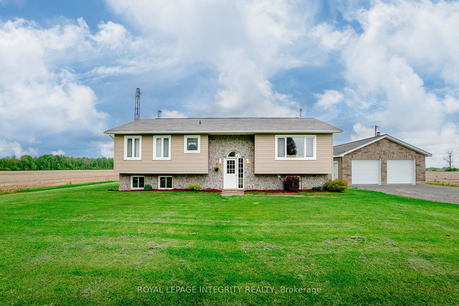 10811-hulbert-road-south-dundas-ontario-x12166111