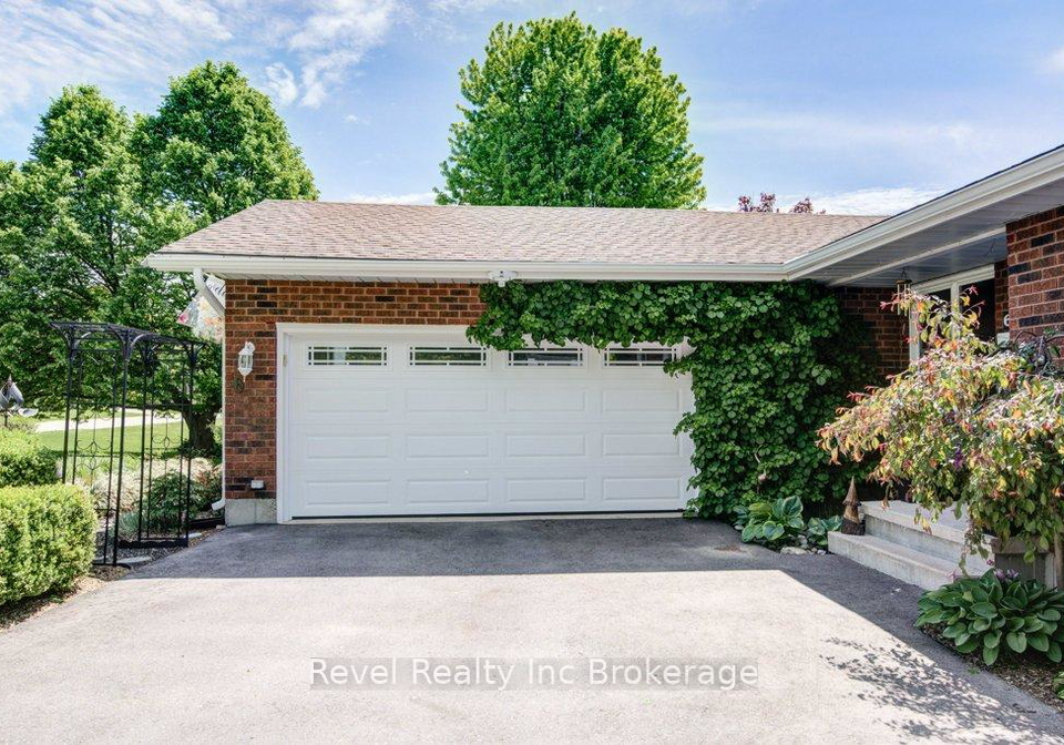 6-oak-street-south-west-oxford-ontario-x12166420