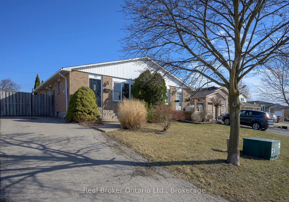 82-lampman-crescent-thorold-ontario-x12166476