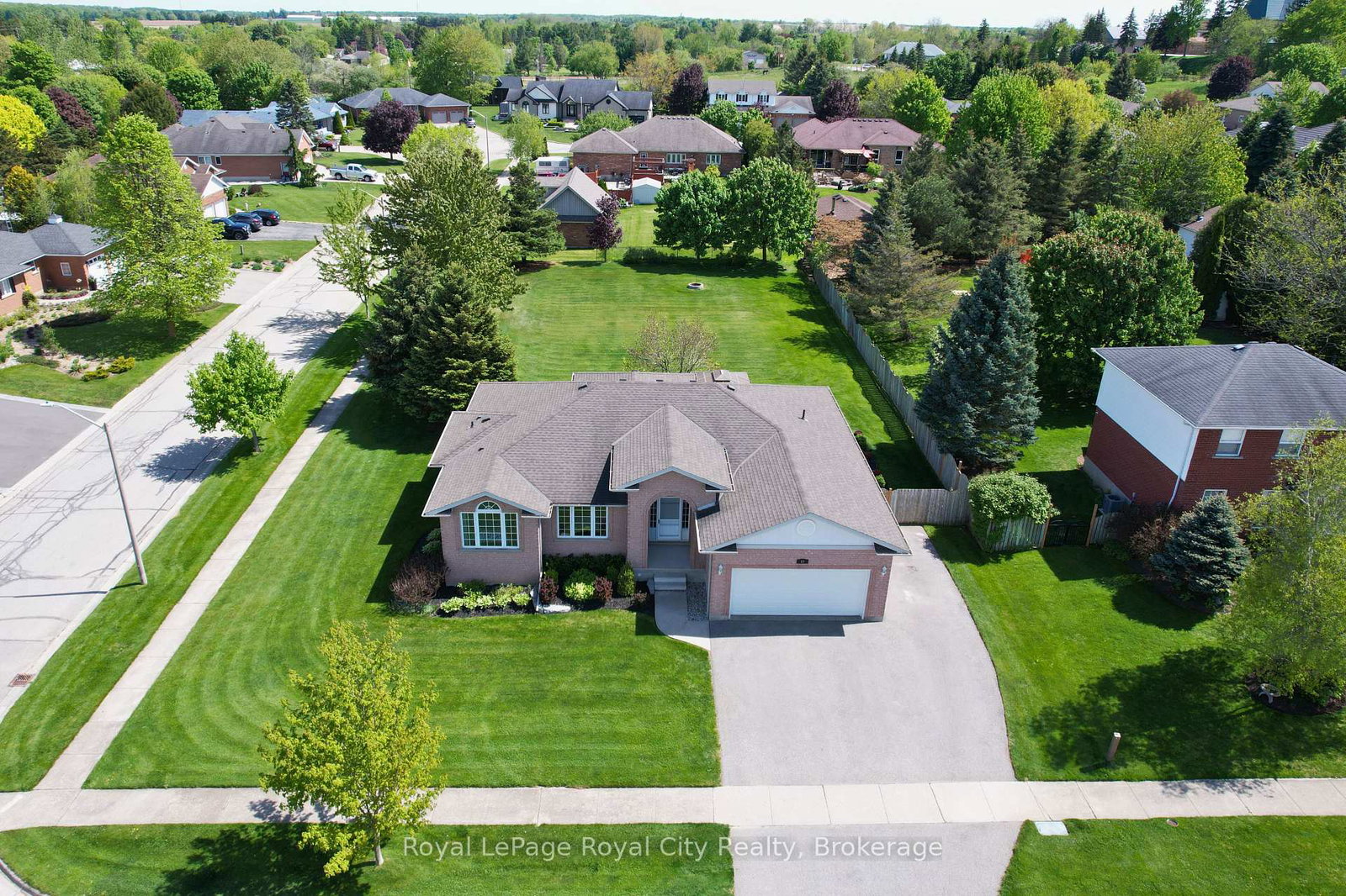 17-st-boniface-drive-woolwich-ontario-x12166771
