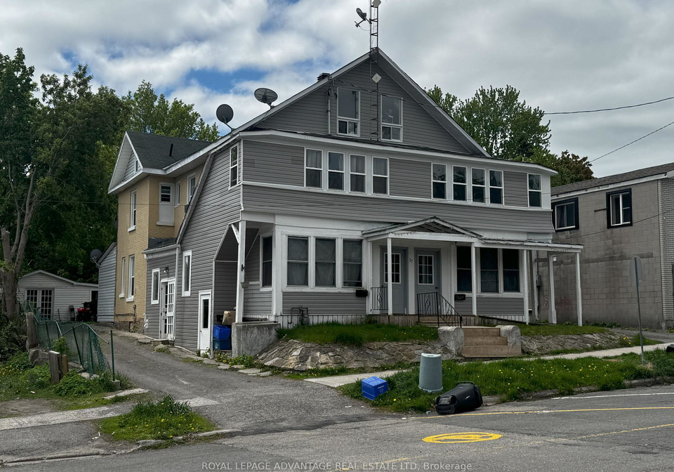 37-main-street-w-smiths-falls-ontario-x12166932