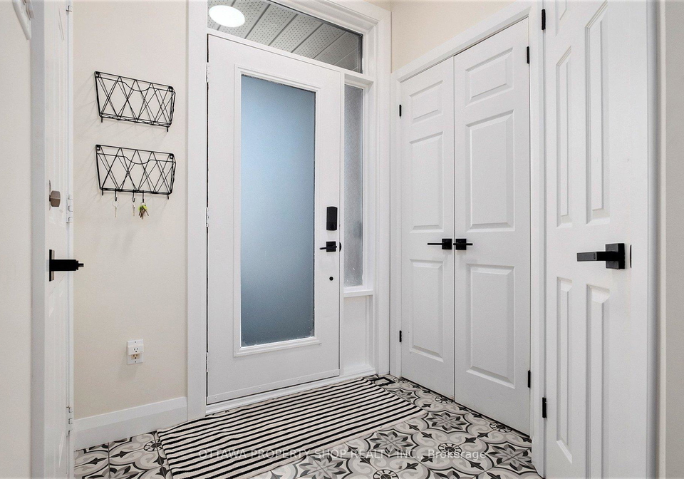 7-kimberwick-crescent-ottawa-ontario-x12167167