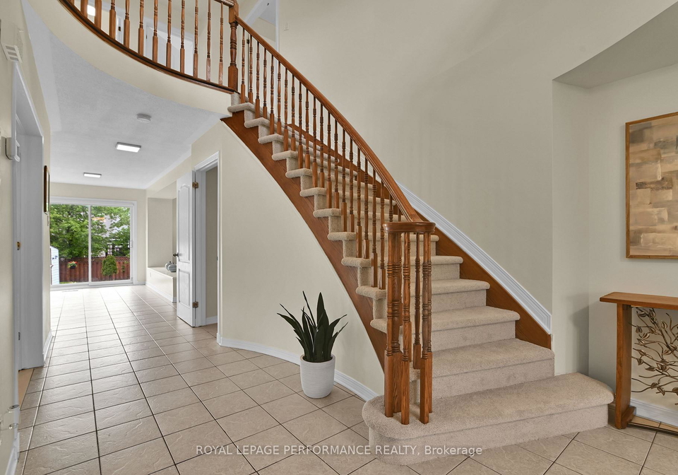 20-upwood-street-ottawa-ontario-x12167280