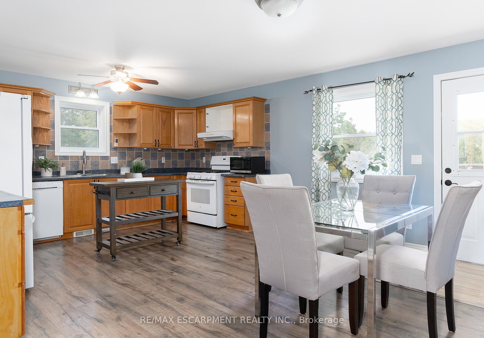 1791-8th-concession-road-norfolk-ontario-x12167350