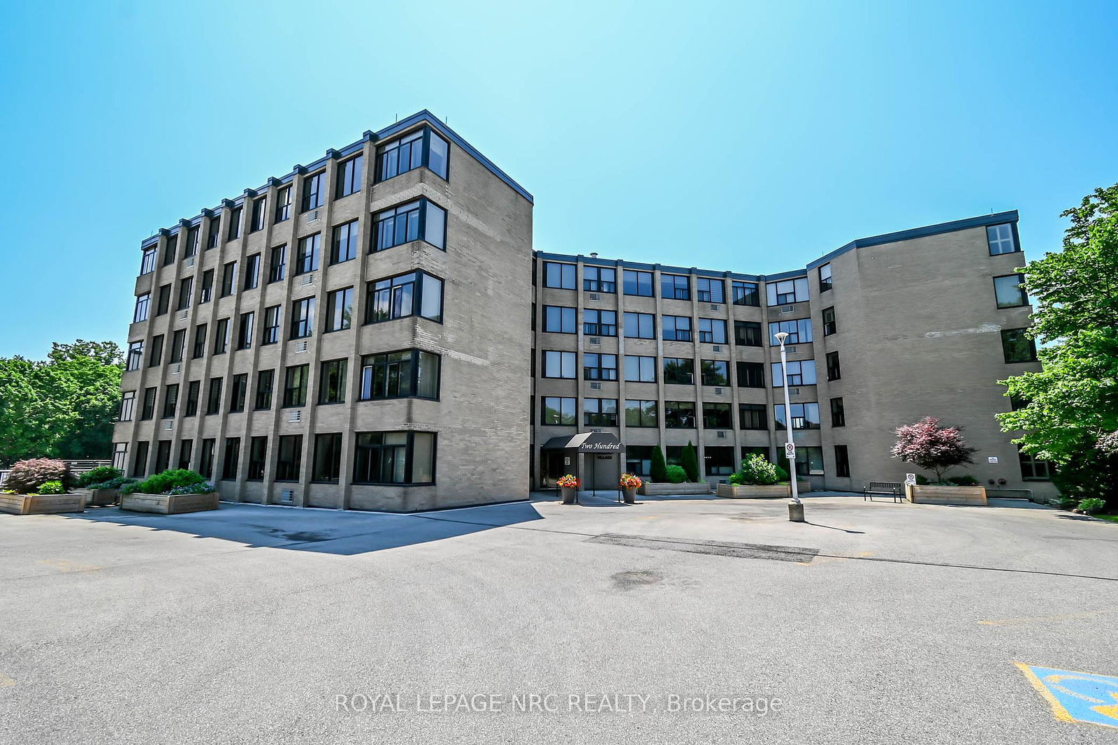 200-hwy-20-highway-w-pelham-ontario-x12167550