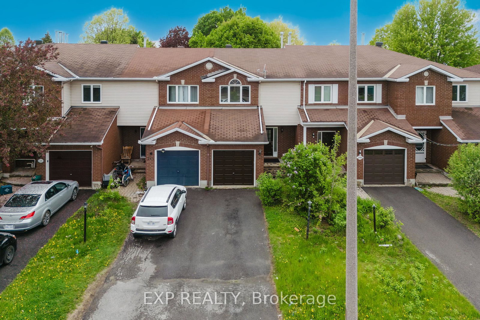 242-stoneway-drive-ottawa-ontario-x12167627