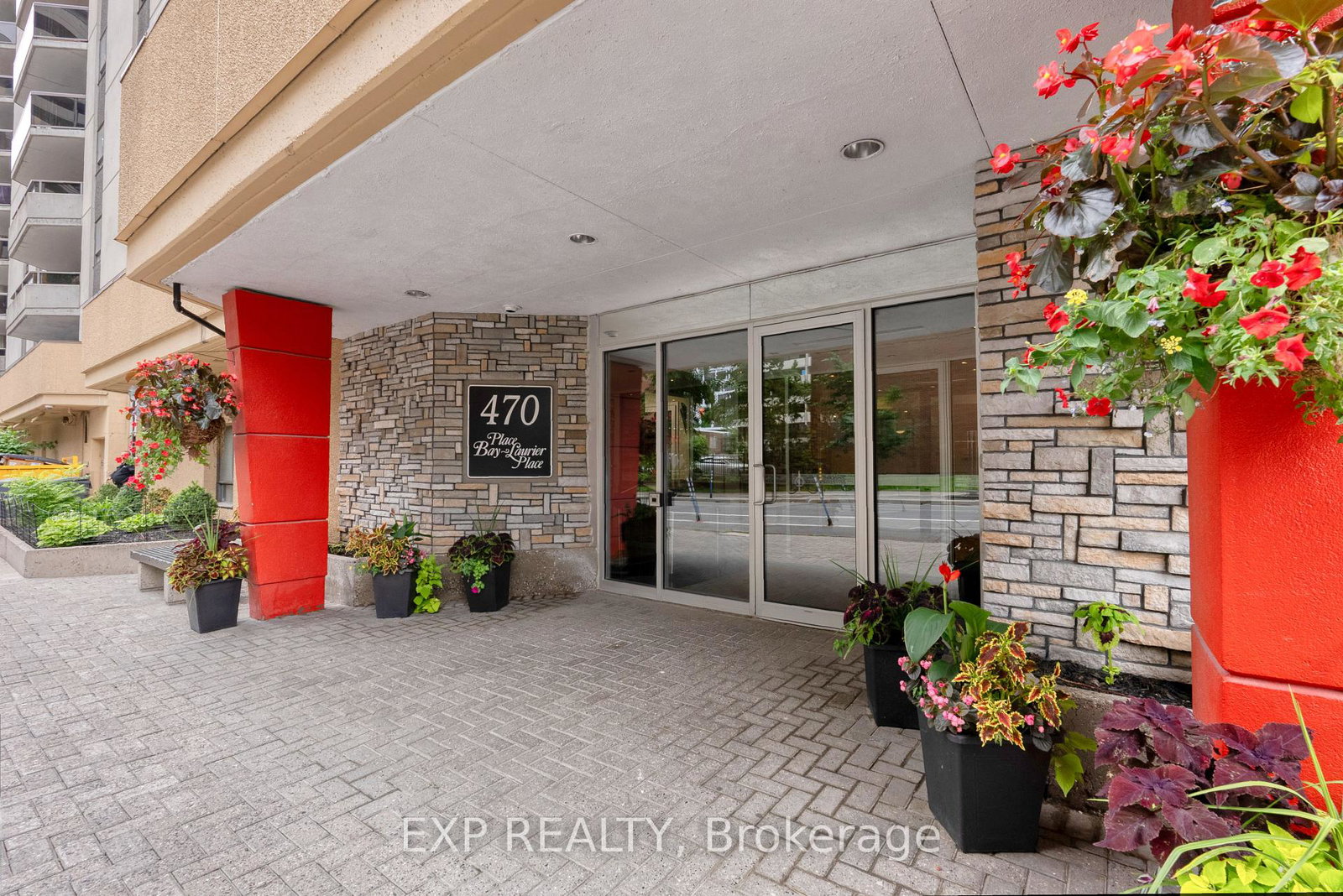 470-laurier-avenue-w-ottawa-ontario-x12168178