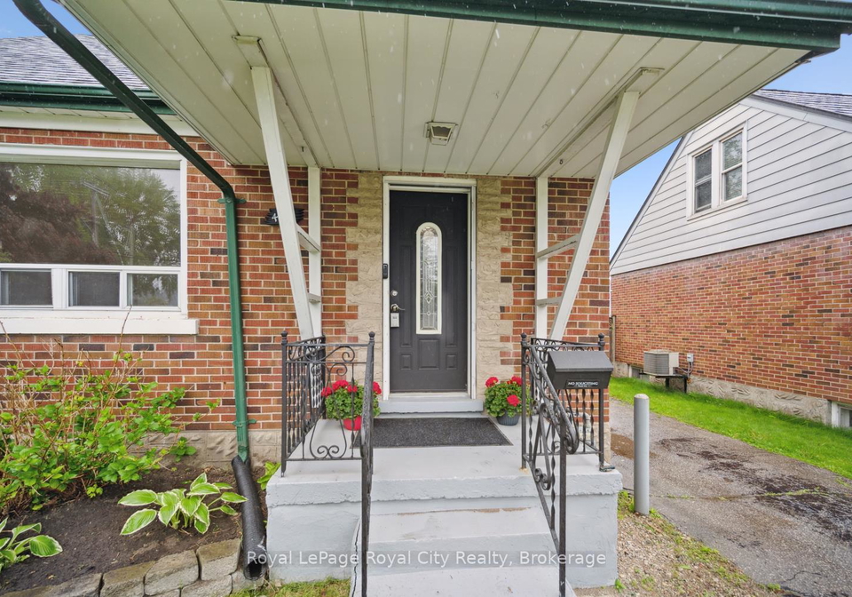 495-stirling-avenue-s-kitchener-ontario-x12168247