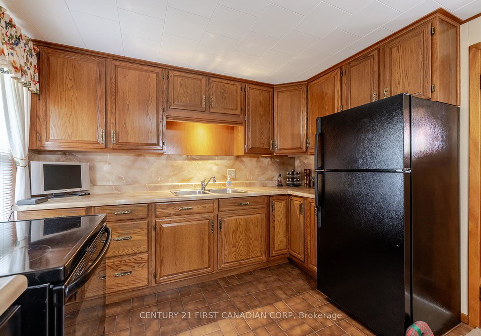 14-jane-street-chatham-kent-ontario-x12168510