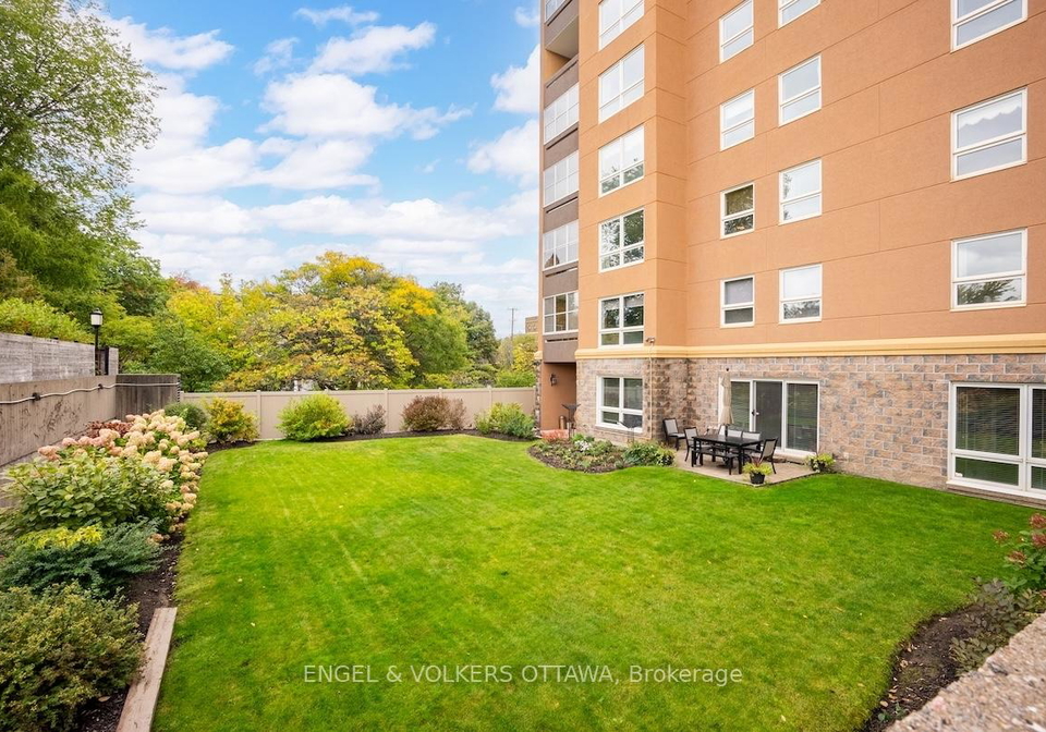 373-laurier-avenue-e-ottawa-ontario-x12168712