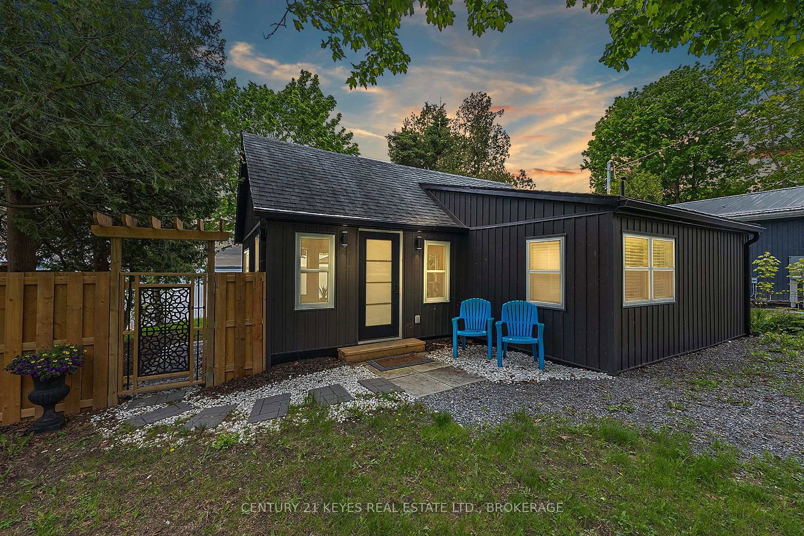 38-dark-island-lane-gananoque-ontario-x12168733