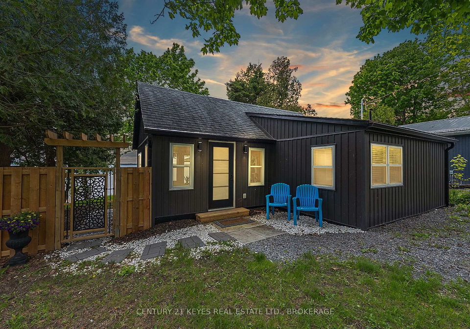 38-dark-island-lane-gananoque-ontario-x12168733