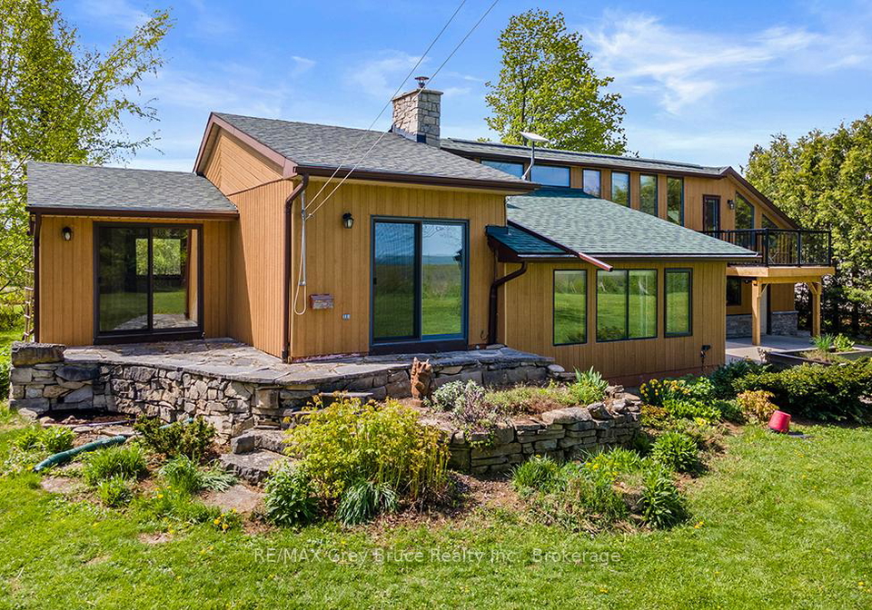 123-grahams-hill-road-georgian-bluffs-ontario-x12168754