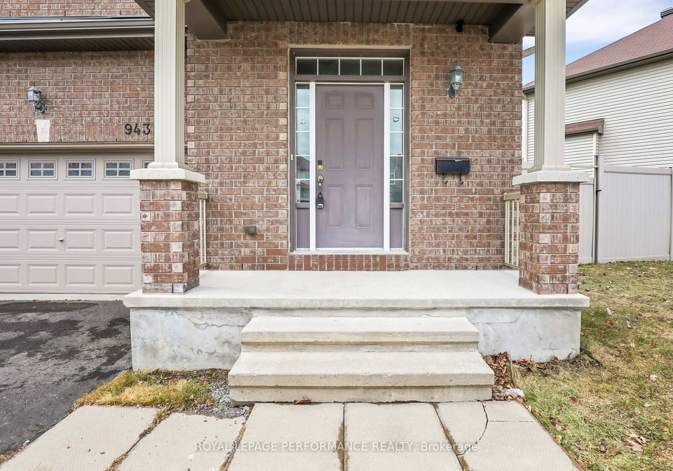 943-rotary-way-ottawa-ontario-x12168798