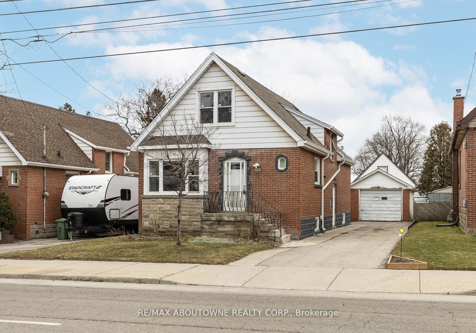 559-sherman-avenue-hamilton-ontario-x12168948