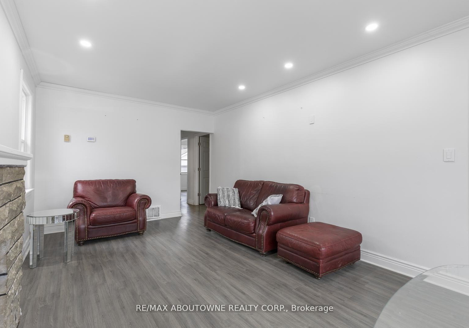 559-sherman-avenue-hamilton-ontario-x12168948
