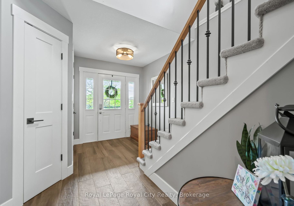 4-lois-lane-guelph-ontario-x12169157