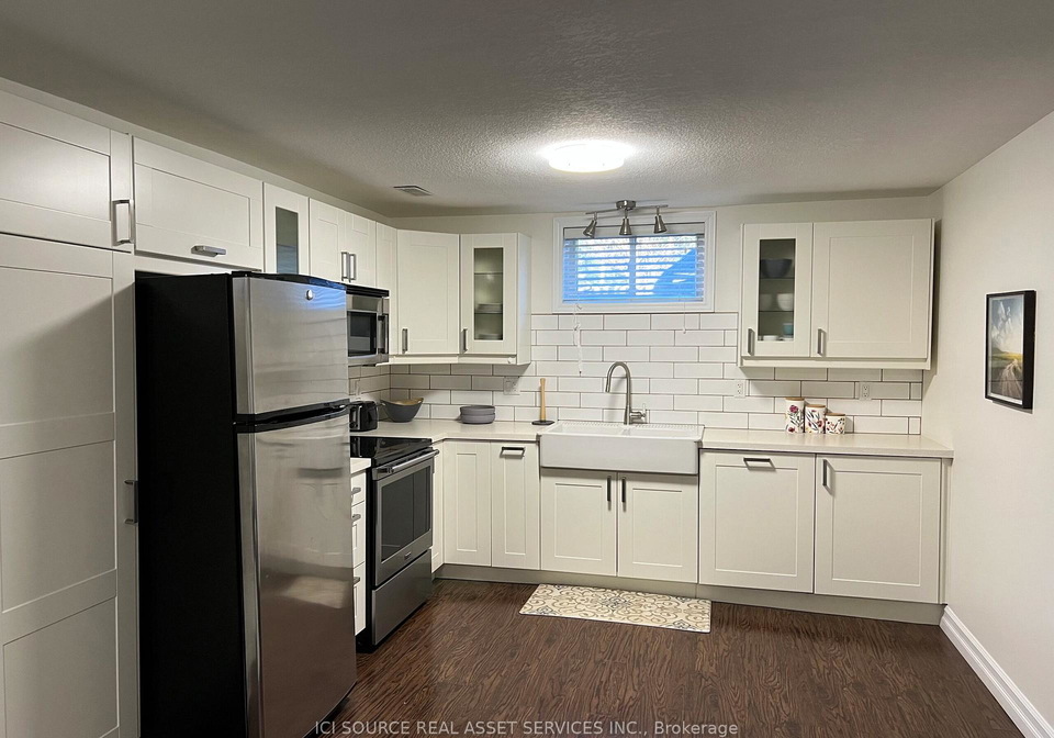 27-brenlyn-court-hamilton-ontario-x12169169