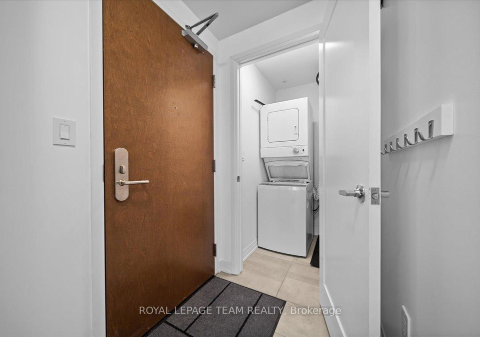 805-carling-avenue-ottawa-ontario-x12169189