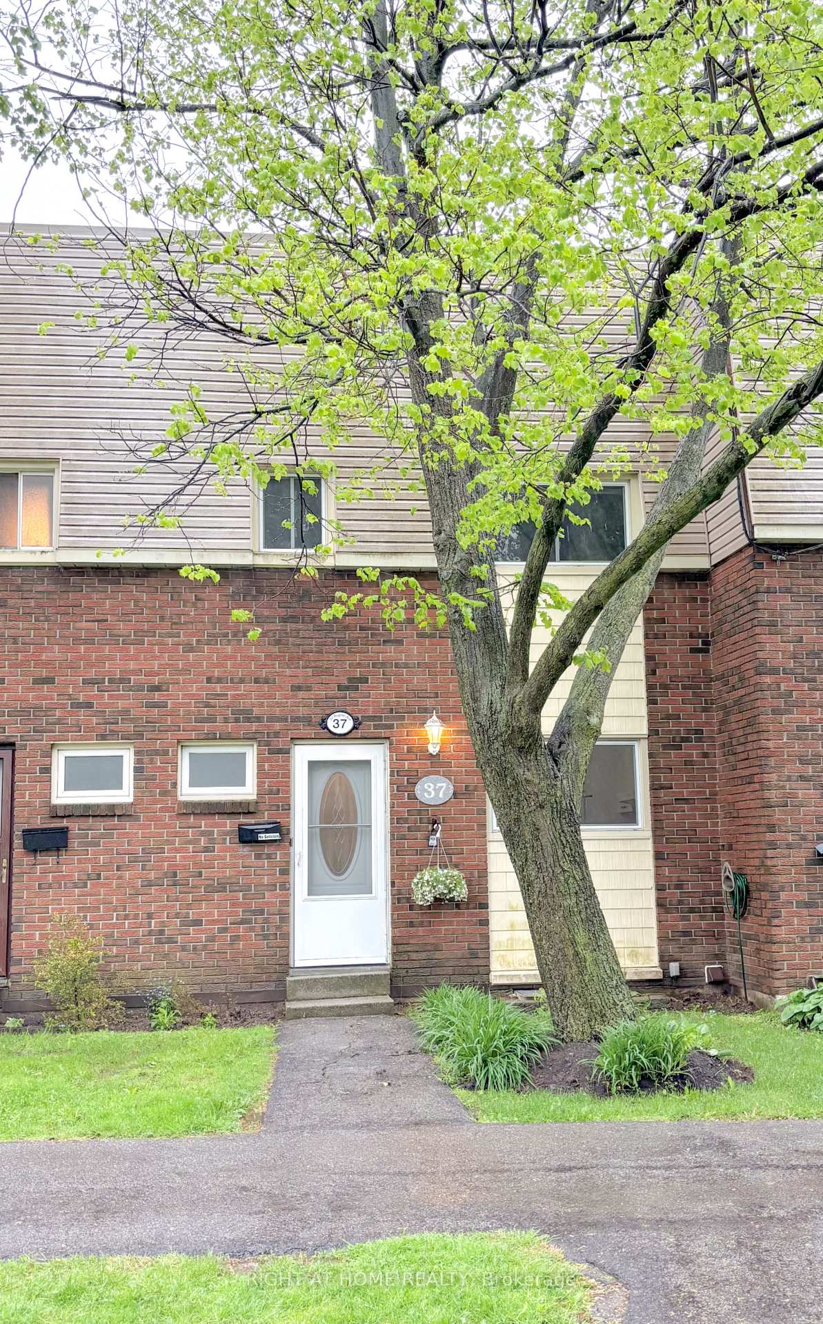 30-regent-avenue-hamilton-ontario-x12169511