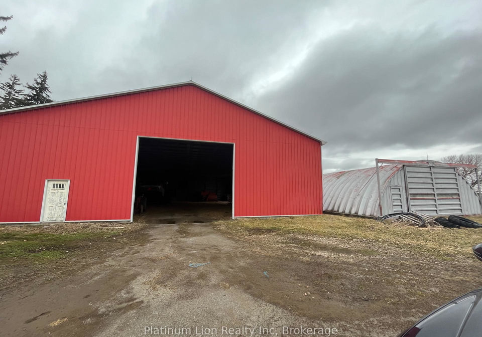 2626-county-line-74-haldimand-ontario-x12169555