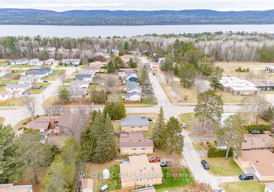 83-frontenac-crescent-deep-river-ontario-x12169624