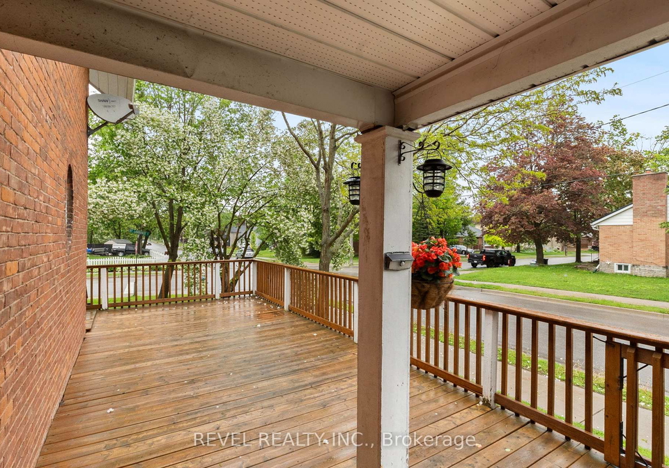 37-st-lawrence-street-kawartha-lakes-ontario-x12169659